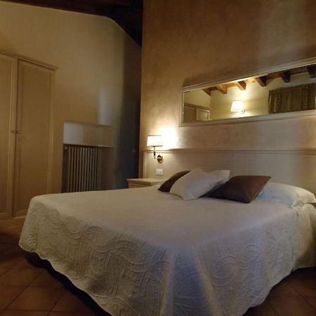 Albergo Cavallino 10 Тосколано-Мадерно Экстерьер фото